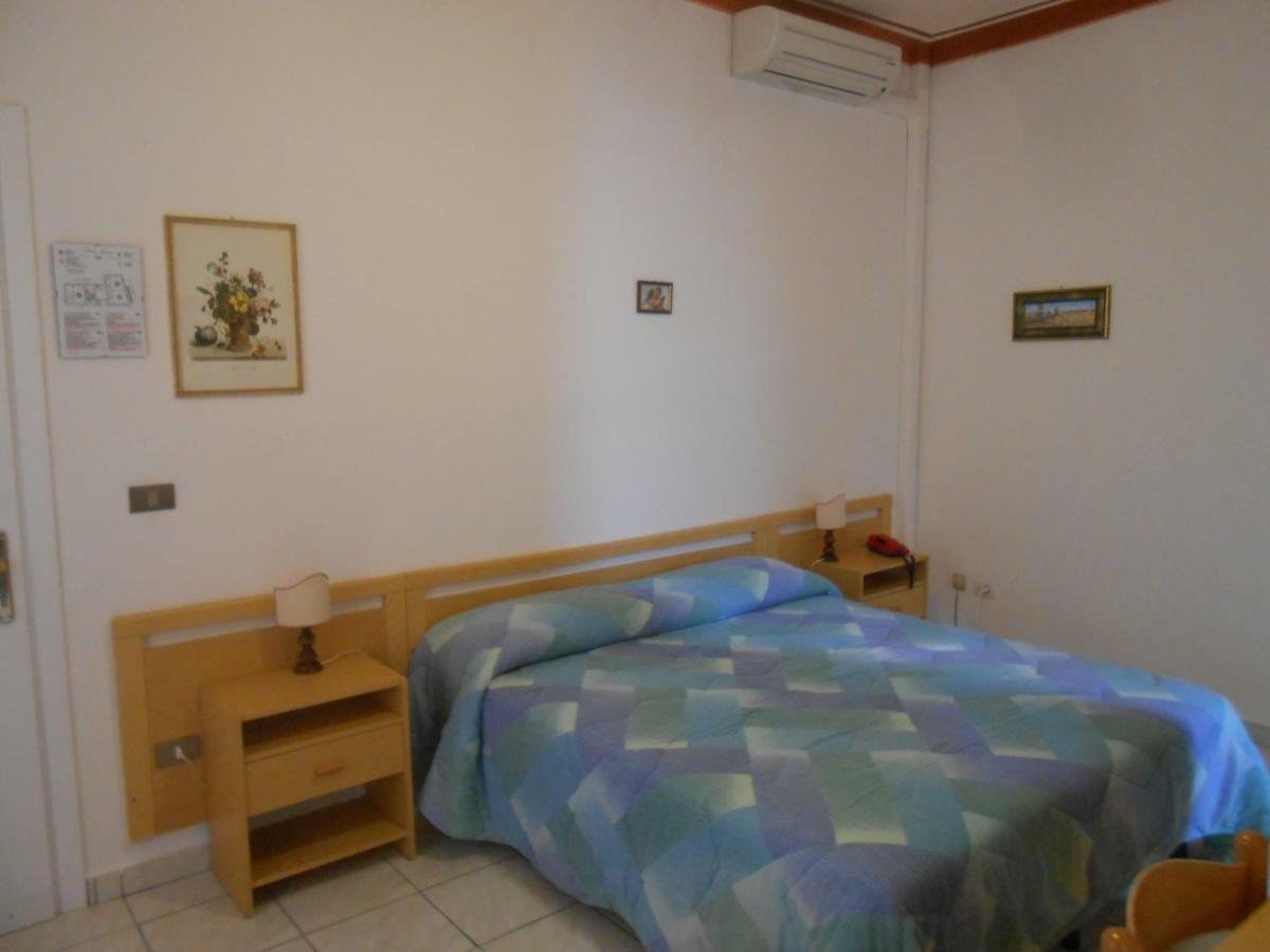 Pensione Verde Luna Orbetello Zewnętrze zdjęcie
